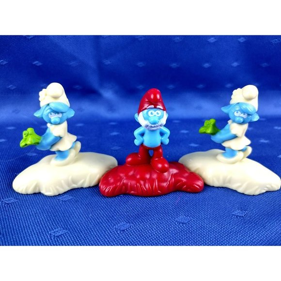 Papa Smurf Girl Smurfs Figurines McDonald's 2017 The Lost Village Toys Mini - Picture 1 of 11